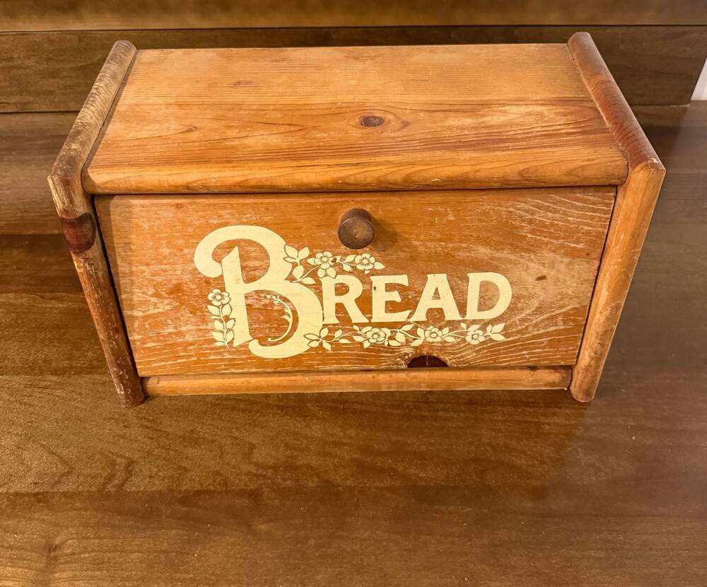 Vintage Pine Wooden Bread Box with Floral Graphic Cottage-Core Grail
